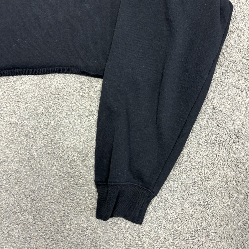 The constant‎ aritzia black cropped hoodie - Picture 2 of 3